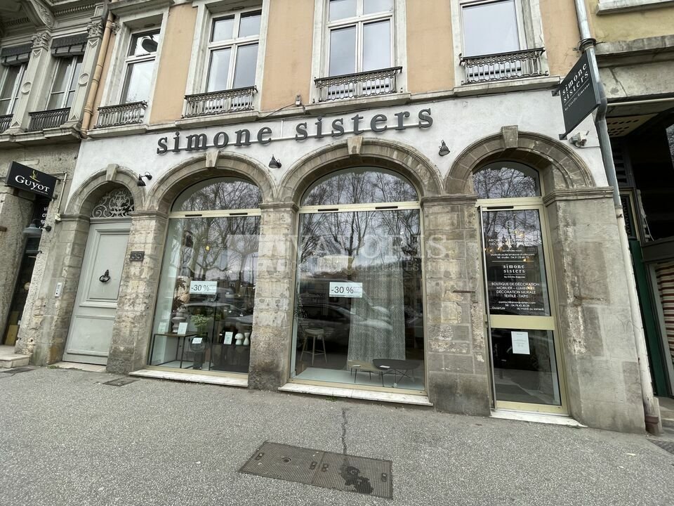 VALORIS REAL ESTATE LOCATION-LOCAL COMMERCIAL-LYON_2-69