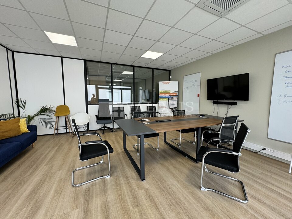 VALORIS REAL ESTATE LOCATION-BUREAUX-VILLEURBANNE-69