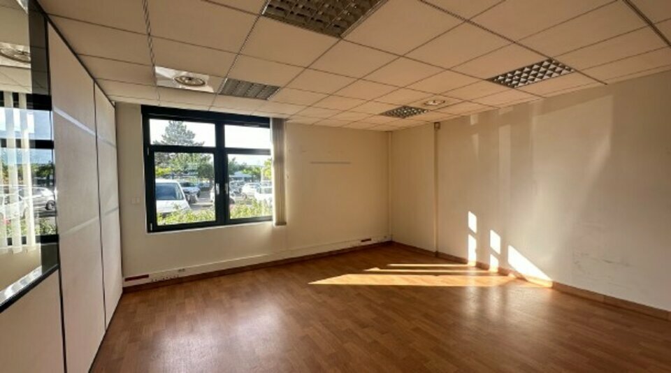 VALORIS REAL ESTATE LOCATION-BUREAUX-CHASSIEU-69