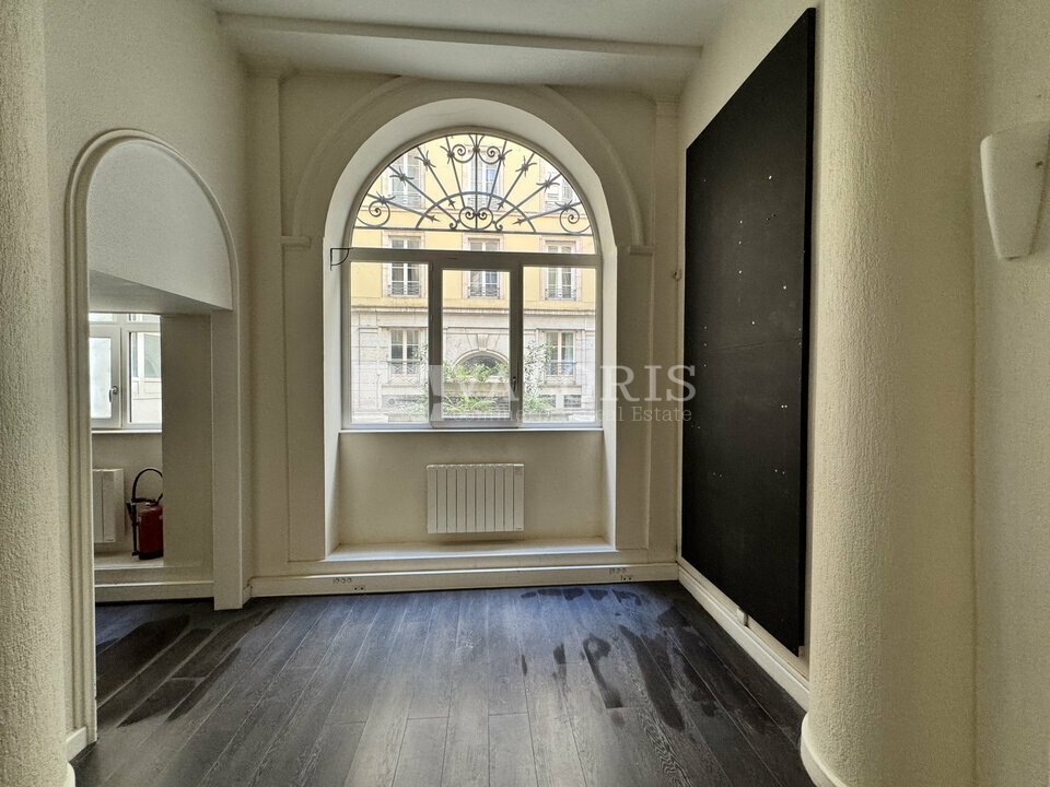 VALORIS REAL ESTATE LOCATION-BUREAUX-LYON_1ER-69