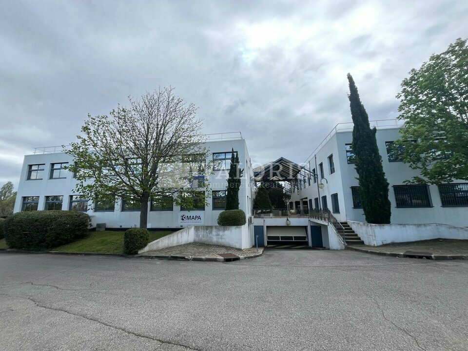 VALORIS REAL ESTATE LOCATION-BUREAUX-AIX_EN_PROVENCE-13