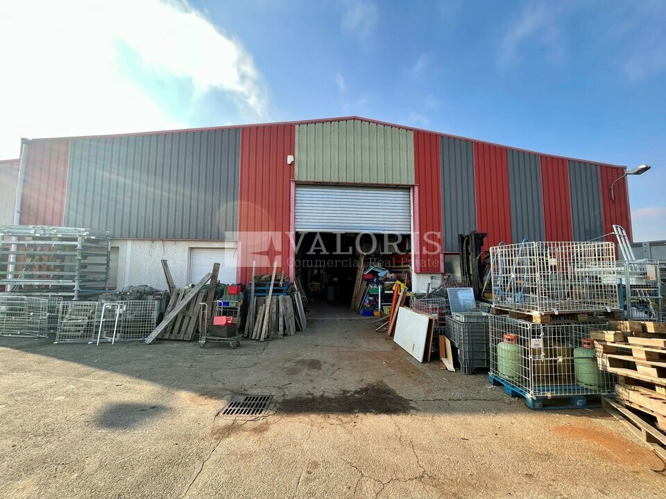 VALORIS REAL ESTATE LOCATION-LOCAL D'ACTIVITE-MONTLUEL-01