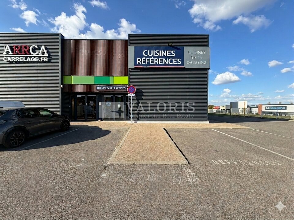 VALORIS REAL ESTATE LOCATION-LOCAL COMMERCIAL-ANSE-69