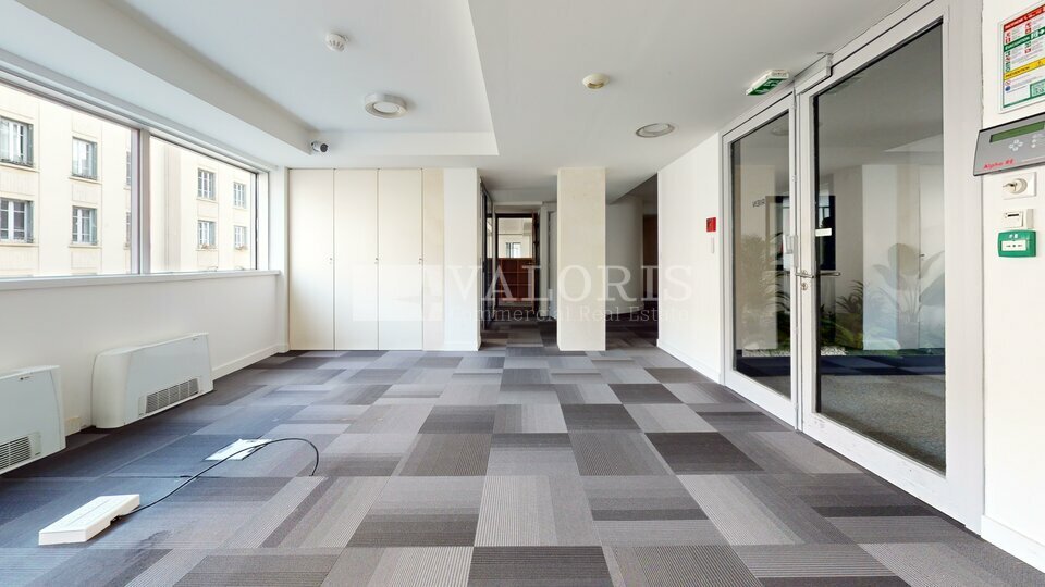 VALORIS REAL ESTATE LOCATION-BUREAUX-LYON_3-69