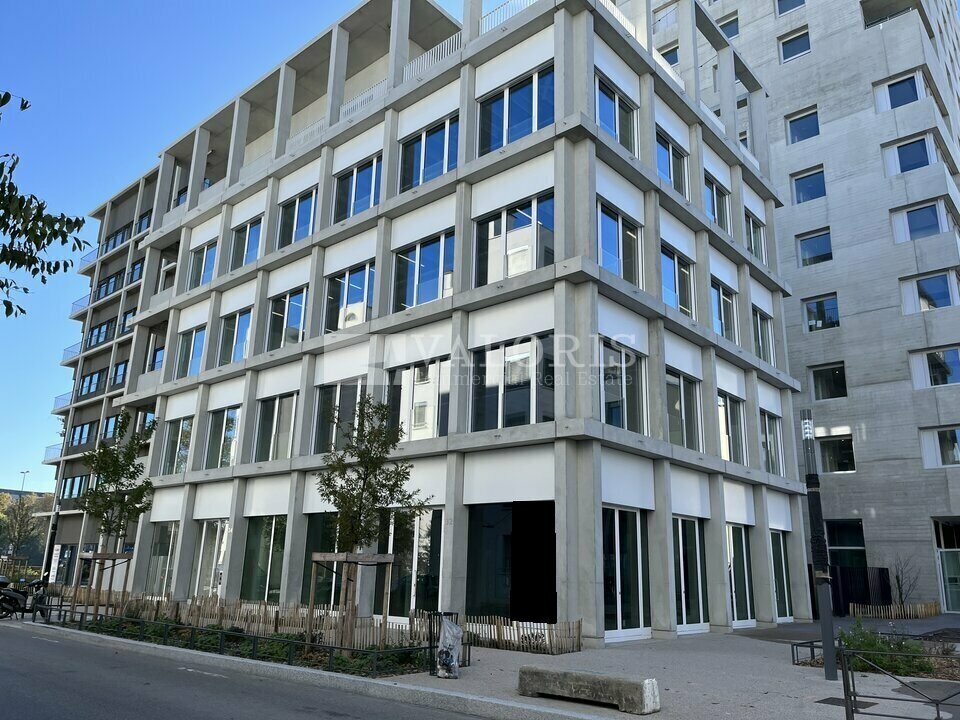 VALORIS REAL ESTATE VENTE-LOCAL COMMERCIAL-LYON_2-69