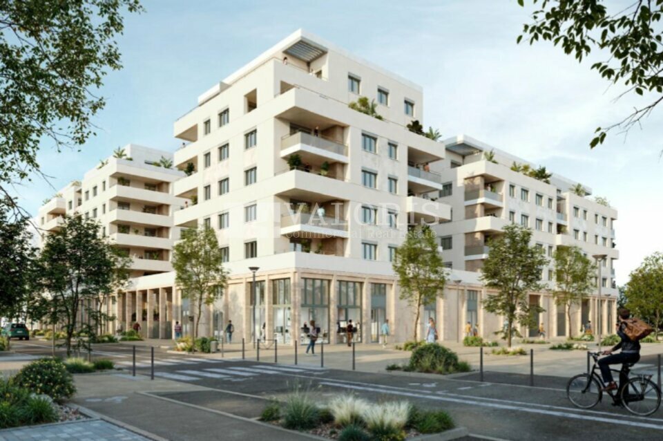VALORIS REAL ESTATE VENTE-LOCAL D'ACTIVITE-VAULX_EN_VELIN-69