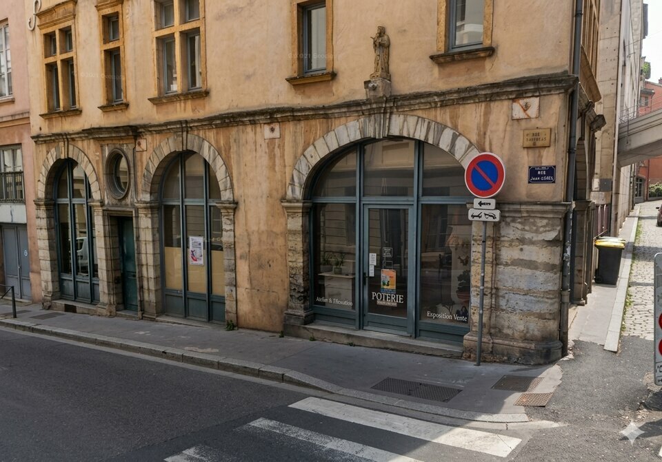 VALORIS REAL ESTATE LOCATION-LOCAL COMMERCIAL-LYON-69