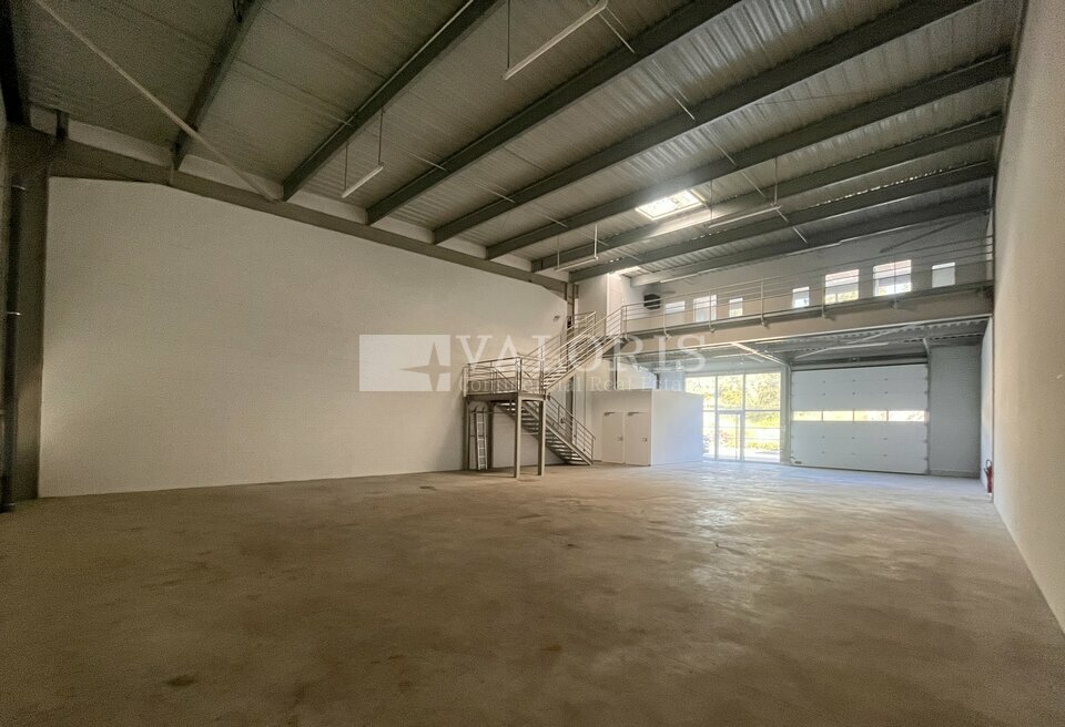 VALORIS REAL ESTATE LOCATION-ENTREPOT-LA_CIOTAT-13