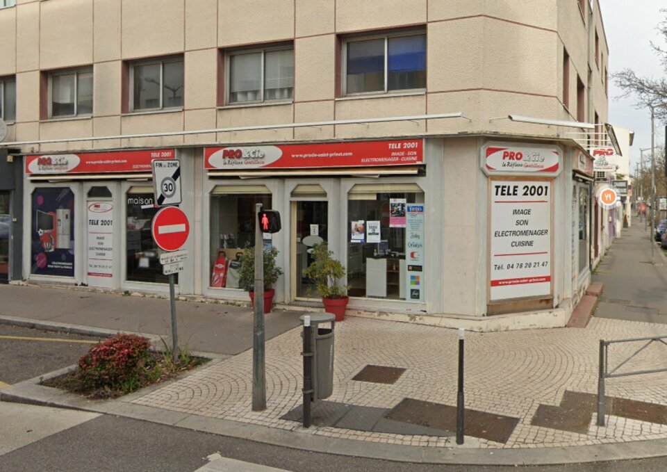 VALORIS REAL ESTATE VENTE-LOCAL COMMERCIAL-SAINT-PRIEST-69