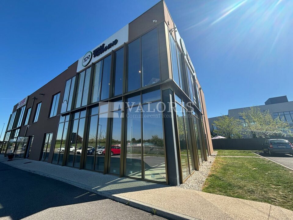 VALORIS REAL ESTATE LOCATION-LOCAL COMMERCIAL-MEYZIEU-69