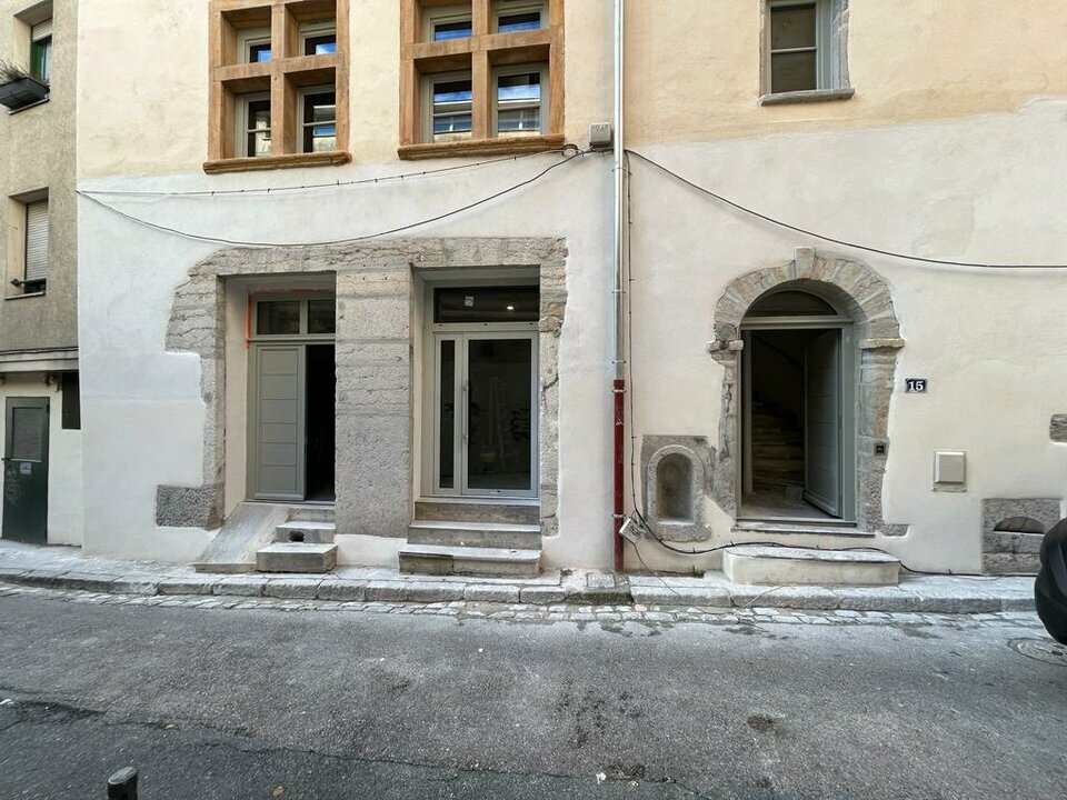 VALORIS REAL ESTATE LOCATION-LOCAL COMMERCIAL-LYON_1ER-69