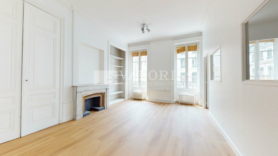 VALORIS REAL ESTATE LOCATION-BUREAUX-LYON_2-69