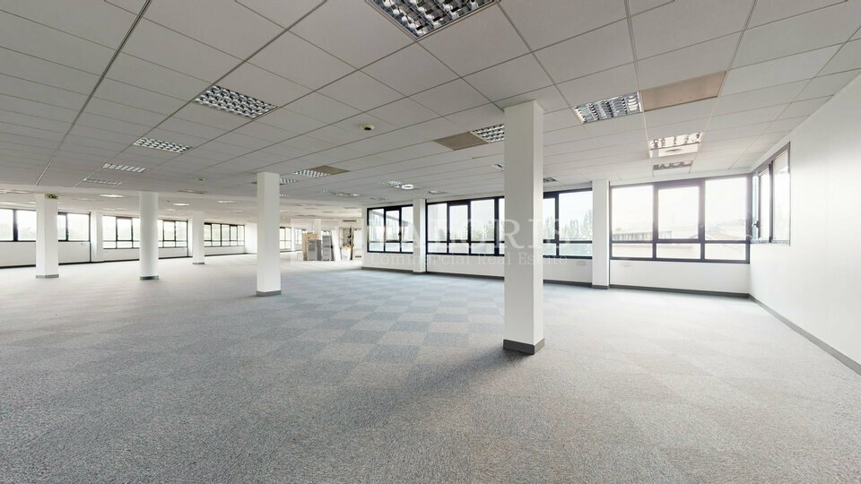 VALORIS REAL ESTATE LOCATION-BUREAUX-ECULLY-69