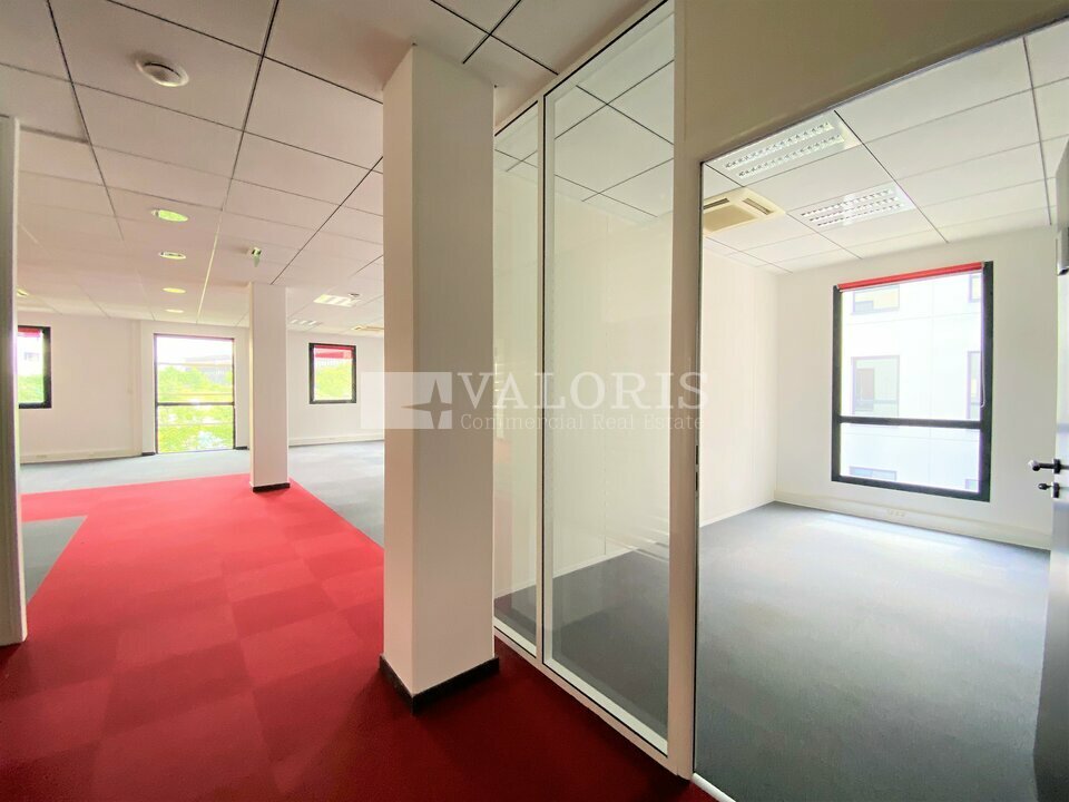 VALORIS REAL ESTATE LOCATION-BUREAUX-SAINT_PRIEST-69