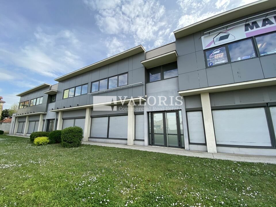 VALORIS REAL ESTATE LOCATION-LOCAL COMMERCIAL-SAINT_PRIEST-69