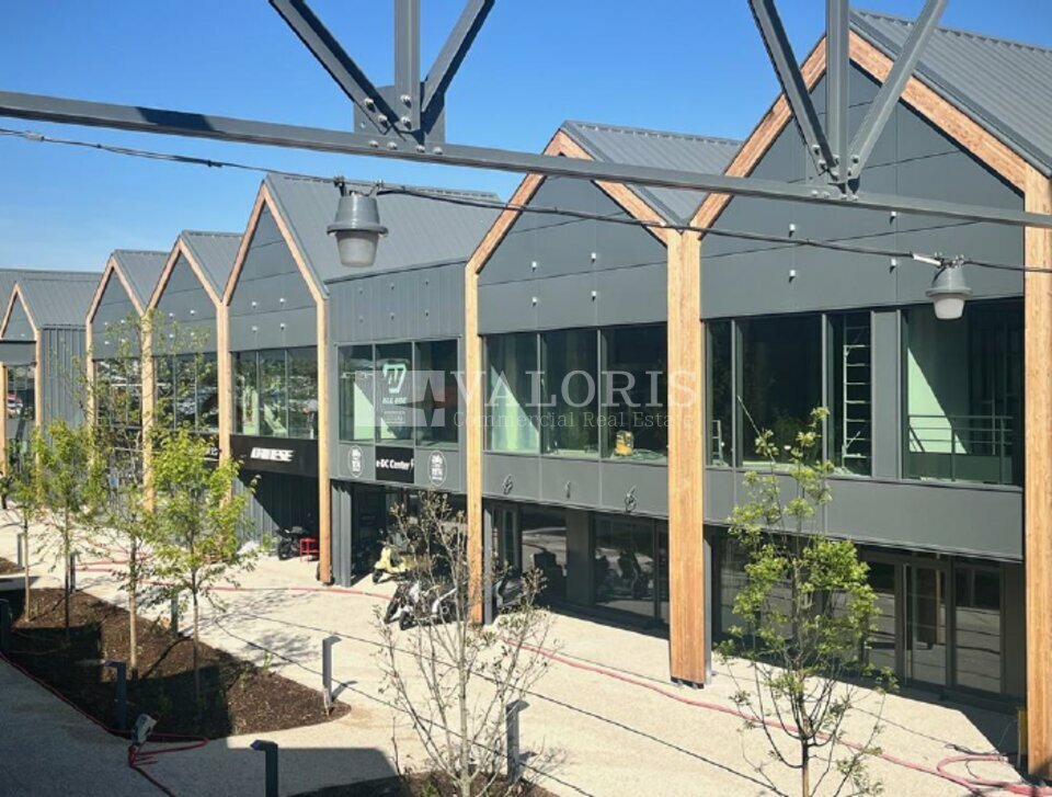 VALORIS REAL ESTATE LOCATION-LOCAL COMMERCIAL-VENISSIEUX-69