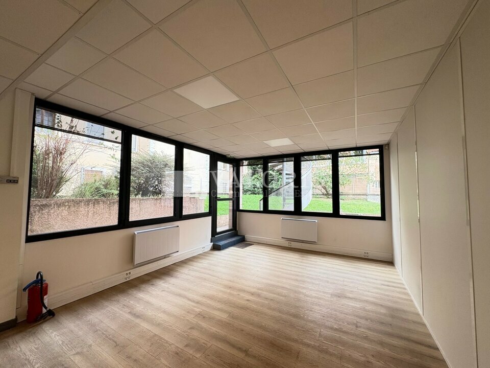 VALORIS REAL ESTATE LOCATION-BUREAUX-LYON_3-69