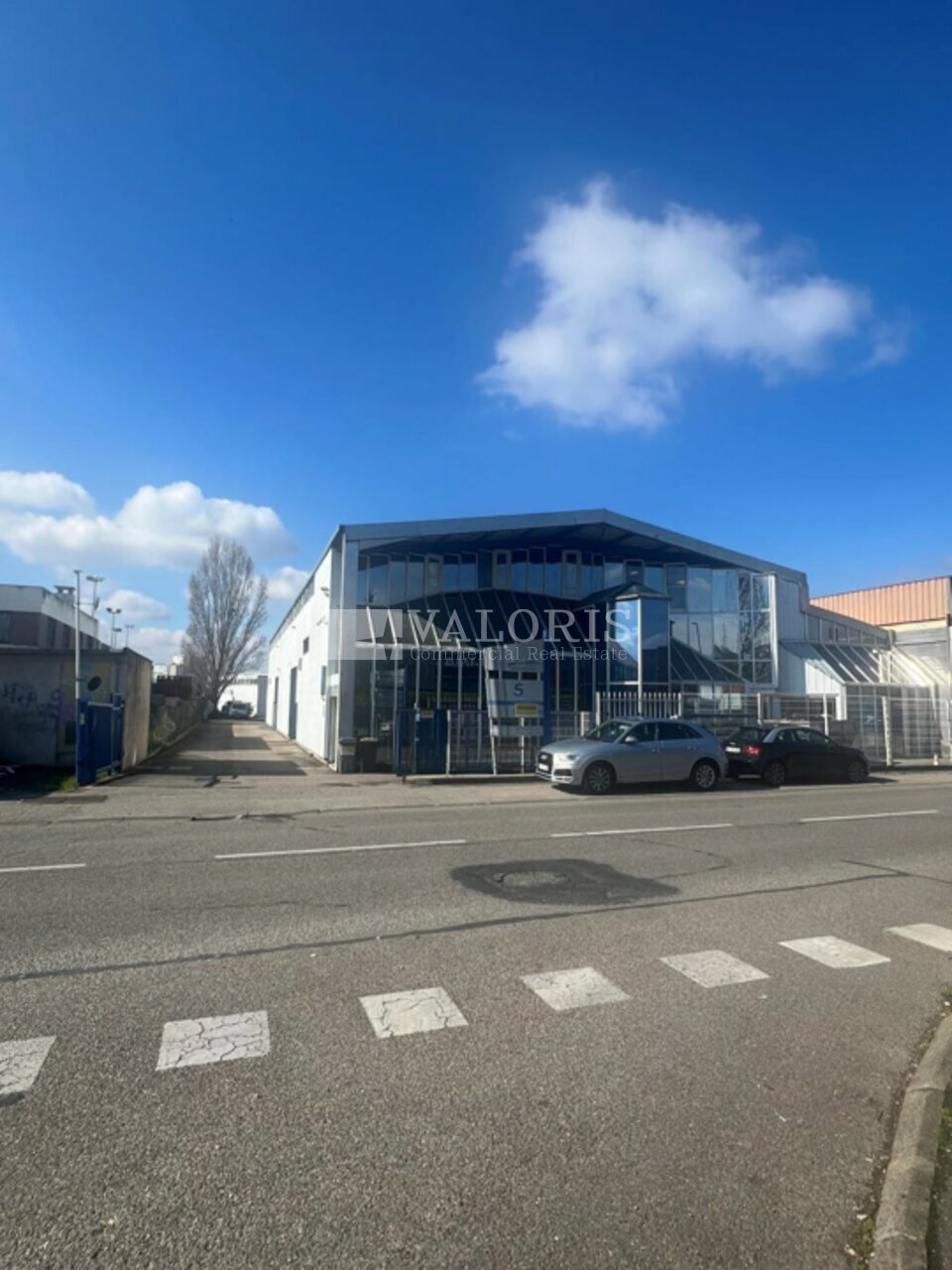 VALORIS REAL ESTATE LOCATION-LOCAL D'ACTIVITE-VAULX-EN-VELIN-69