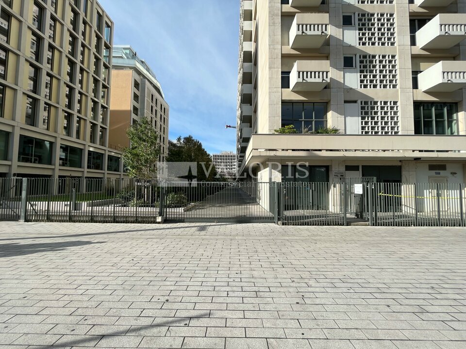 VALORIS REAL ESTATE LOCATION-BUREAUX-LYON_3-69
