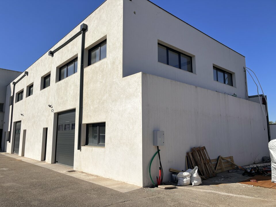 VALORIS REAL ESTATE LOCATION-LOCAL D'ACTIVITE-LES_PENNES-MIRABEAU-13