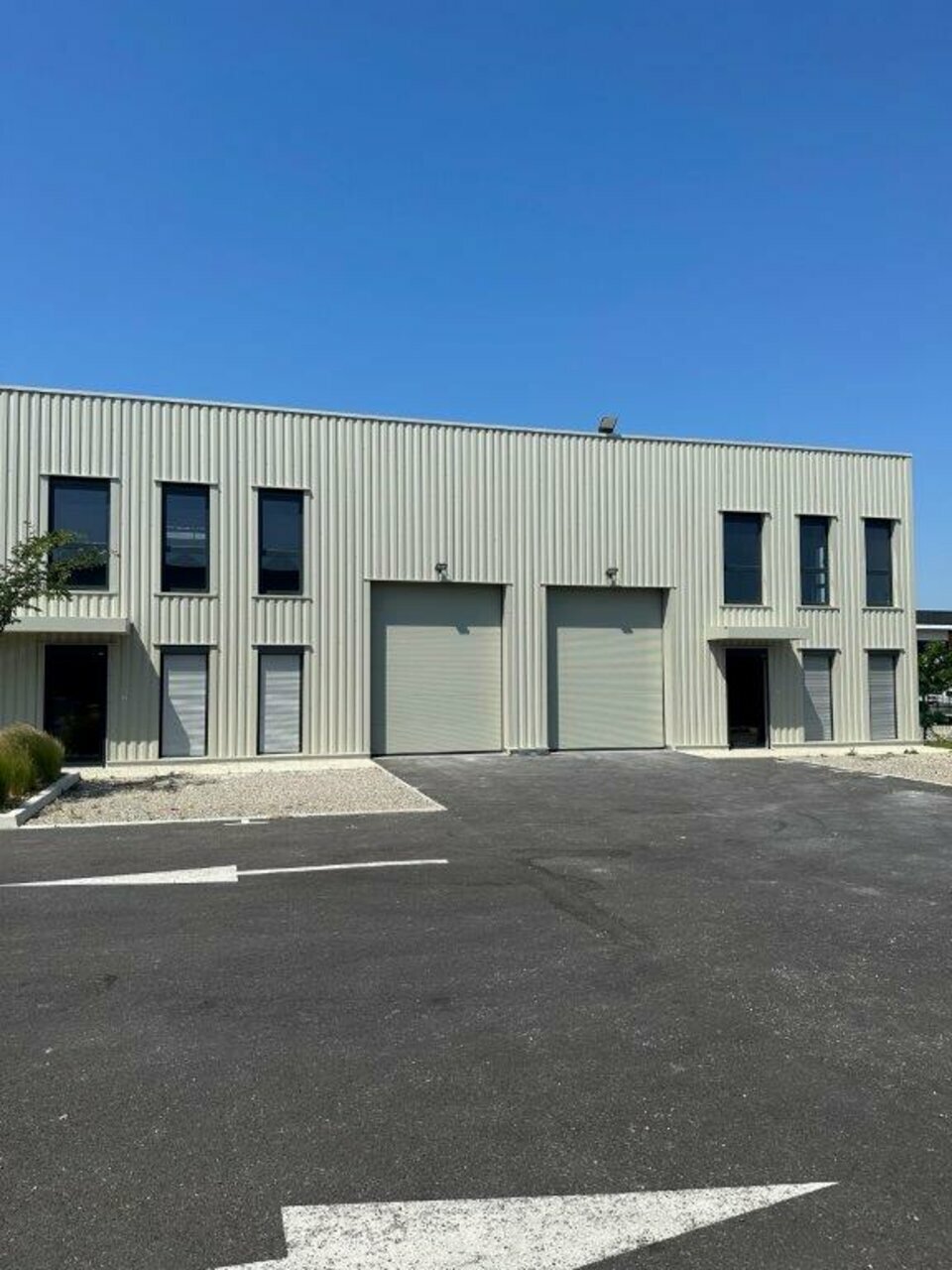 VALORIS REAL ESTATE LOCATION-LOCAL D'ACTIVITE-DECINES_CHARPIEU-69
