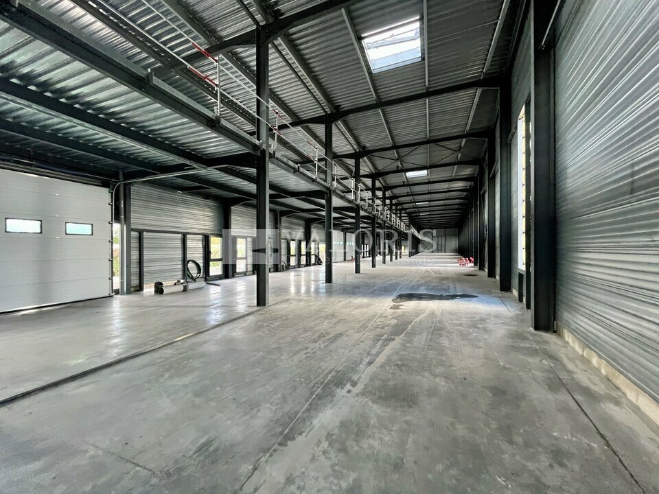 VALORIS REAL ESTATE LOCATION-LOCAL D'ACTIVITE-BOURGOIN_JALLIEU-38