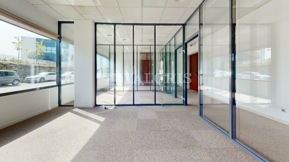 VALORIS REAL ESTATE VENTE-BUREAUX-CHAMPAGNE_AU_MONT_D'OR-69