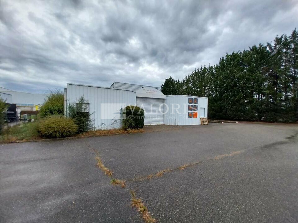 VALORIS REAL ESTATE LOCATION-LOCAL D'ACTIVITE-BELIGNEUX-01