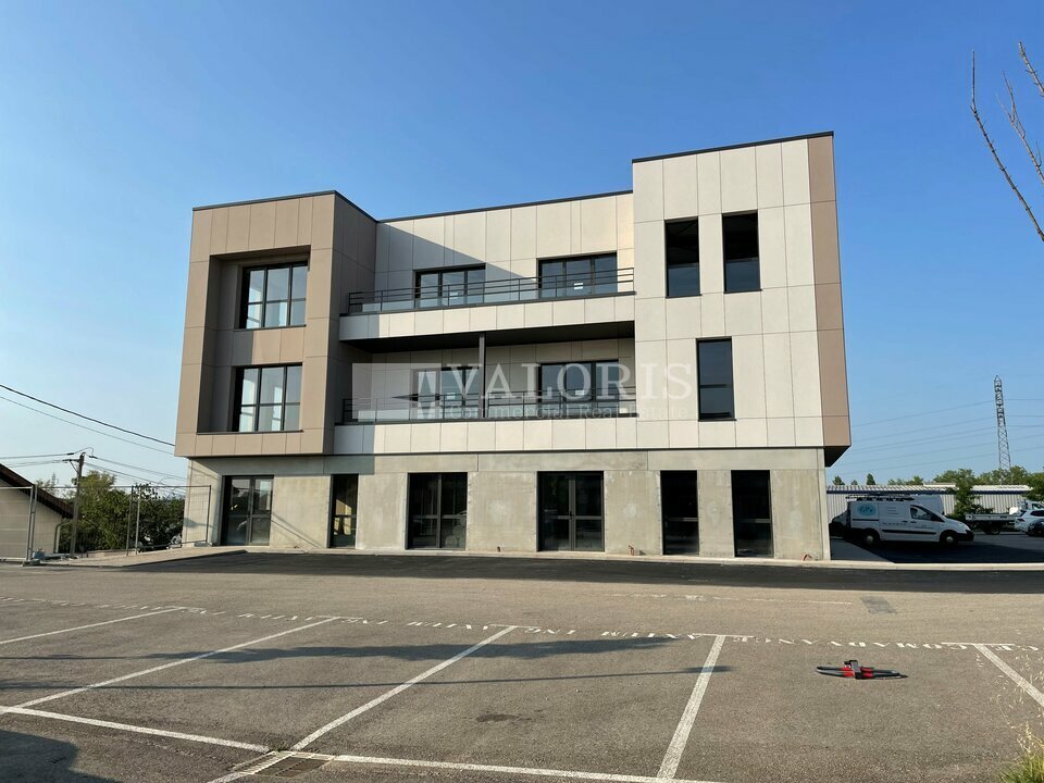 VALORIS REAL ESTATE LOCATION-BUREAUX-LIMAS-69