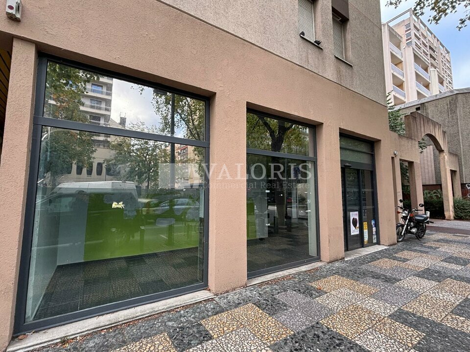 VALORIS REAL ESTATE LOCATION-LOCAL COMMERCIAL-LYON_6-69