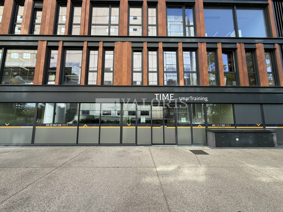 VALORIS REAL ESTATE LOCATION-LOCAL COMMERCIAL-LYON_9-69