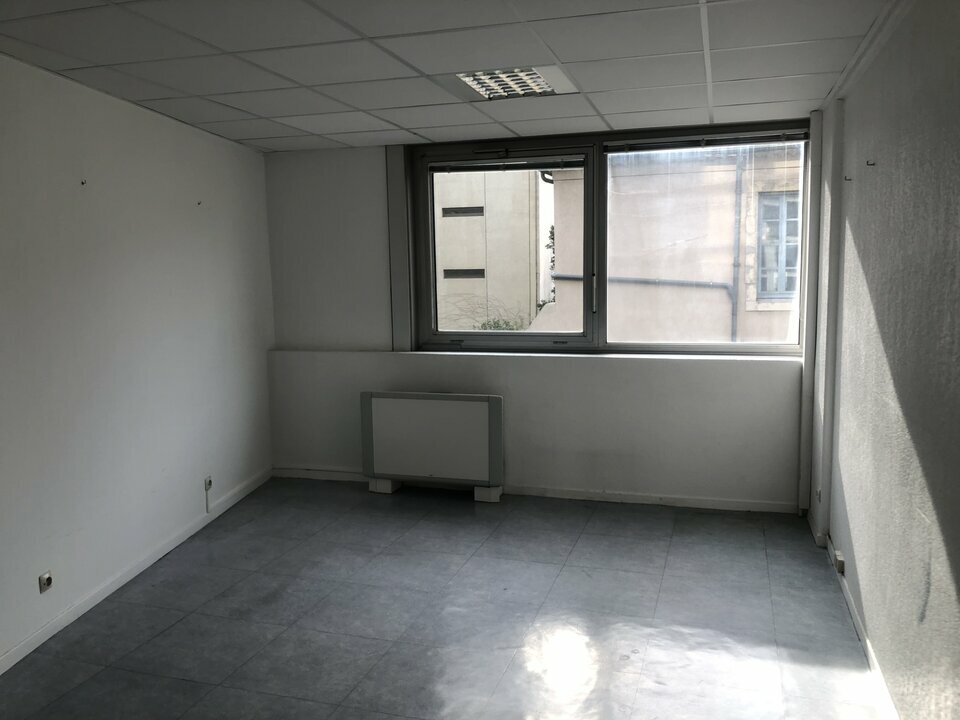 GDI LOCATION-BUREAUX-NIMES-30