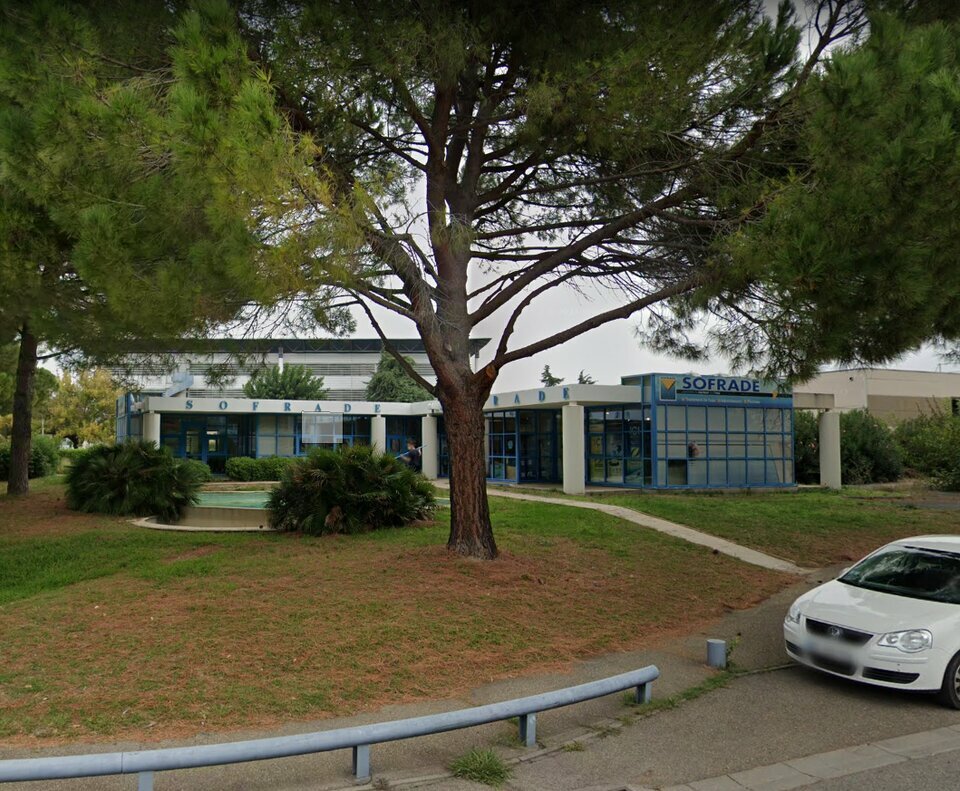 GDI LOCATION-LOCAL COMMERCIAL-NIMES-30