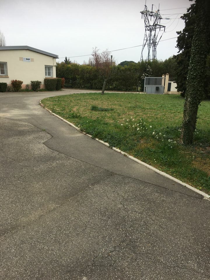 GDI VENTE-LOCAL D'ACTIVITE-MORIERES_LES_AVIGNON-84