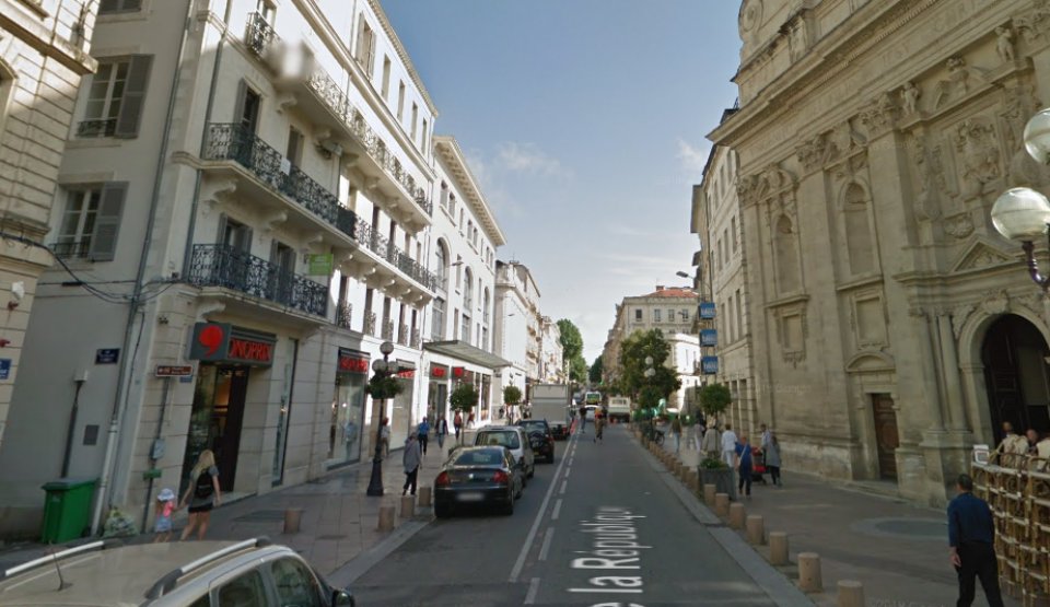 GDI LOCATION-LOCAL COMMERCIAL-AVIGNON-84