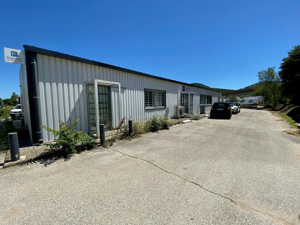 BLC IMMOBILIER LOCATION-LOCAL COMMERCIAL-AUBAGNE-13