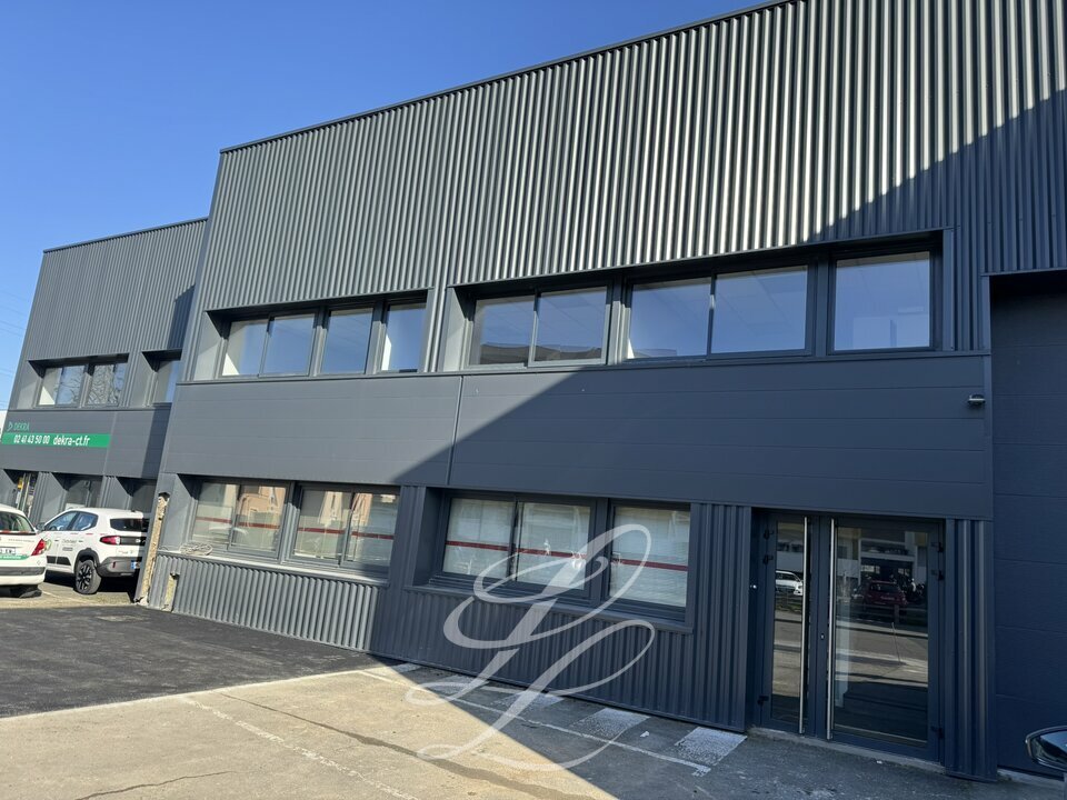 IEL ANGERS LOCATION-LOCAL D'ACTIVITE-SAINT_BARTHELEMY_D'ANJOU-49