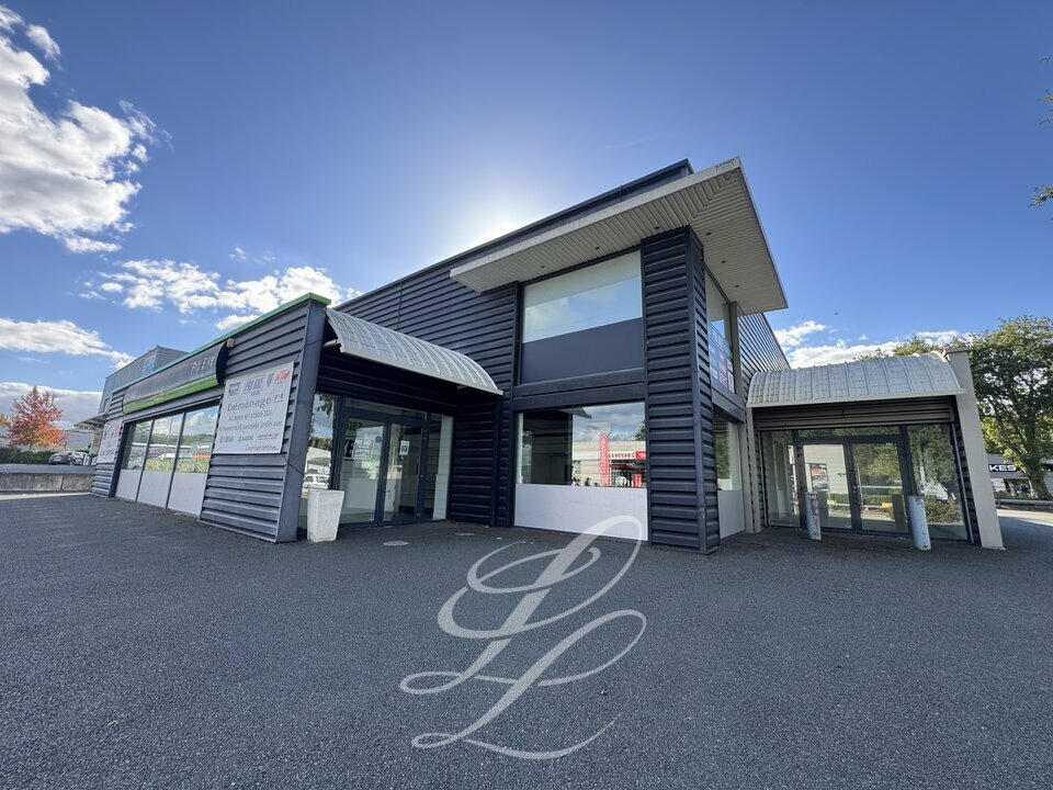 IEL ANGERS LOCATION-LOCAL COMMERCIAL-BEAUCOUZE-49