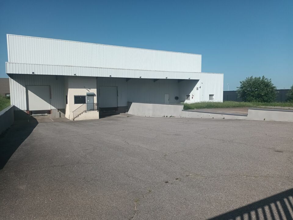 LEM CBRE LOCATION-LOCAL D'ACTIVITE-BARENTIN-76