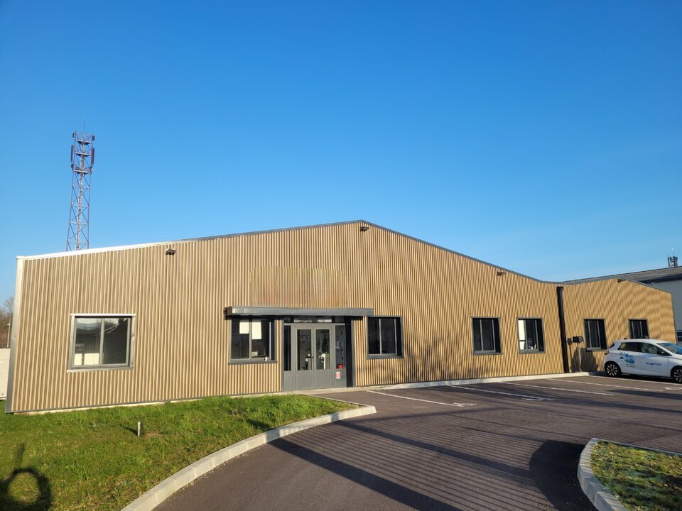 LEM CBRE LOCATION-LOCAL D'ACTIVITE-OISSEL-76