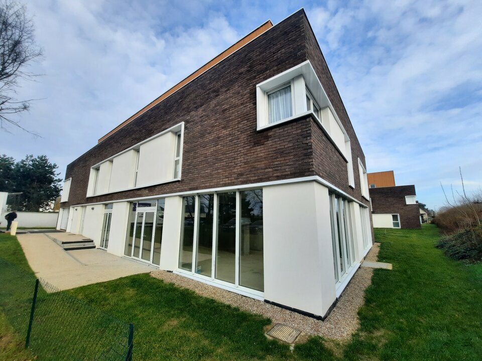 LEM CBRE VENTE-LOCAL COMMERCIAL-FRANQUEVILLE-SAINT-PIERRE-76