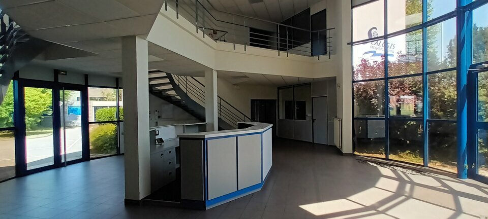 LEM CBRE VENTE-BUREAUX-MONTIVILLIERS-76