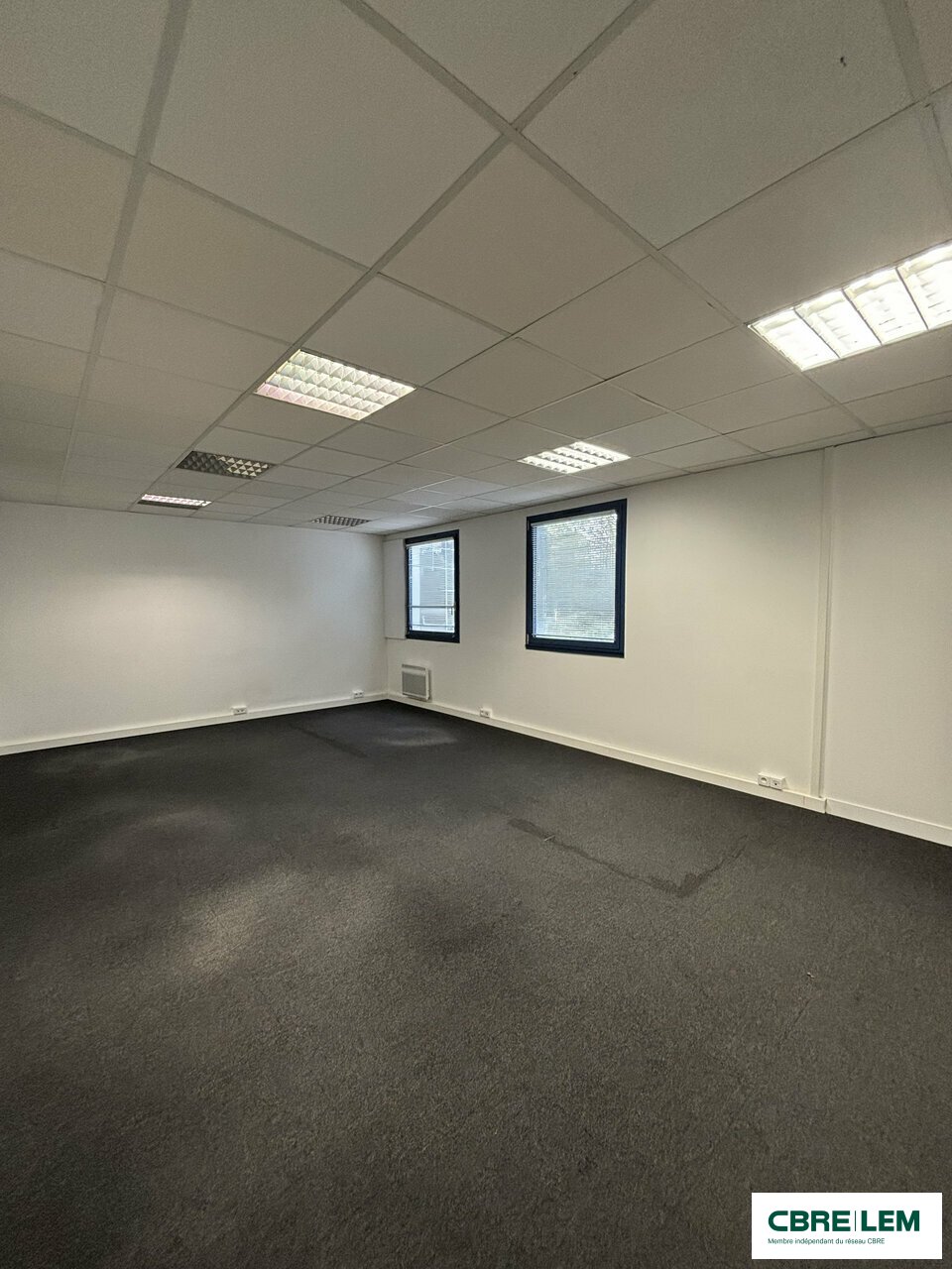 LEM CBRE LOCATION-BUREAUX-HEROUVILLE_SAINT_CLAIR-14