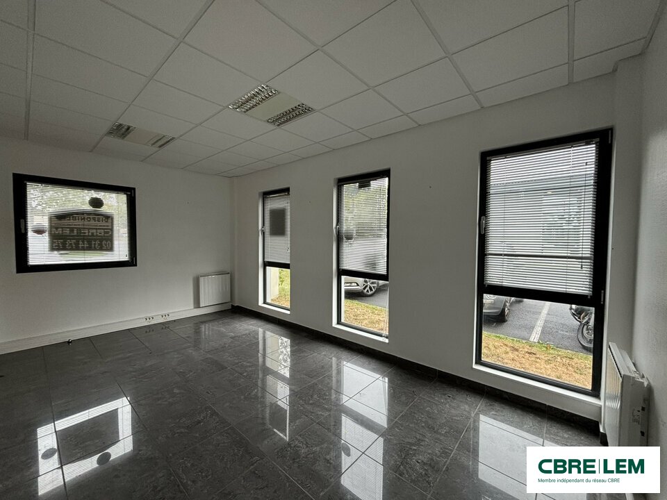 LEM CBRE LOCATION-BUREAUX-HEROUVILLE_SAINT_CLAIR-14