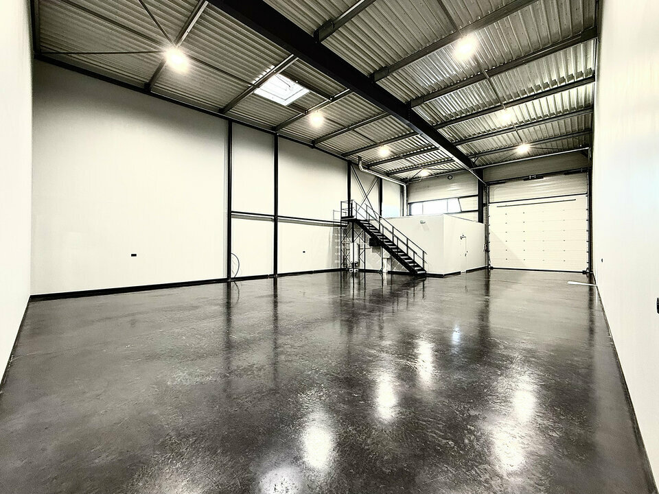 ARTHUR LOYD TOURS LOCATION-LOCAL D'ACTIVITE-ESVRES-37