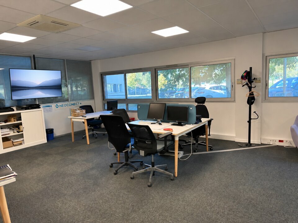 ARTHUR LOYD TOURS LOCATION-BUREAUX-TOURS-37