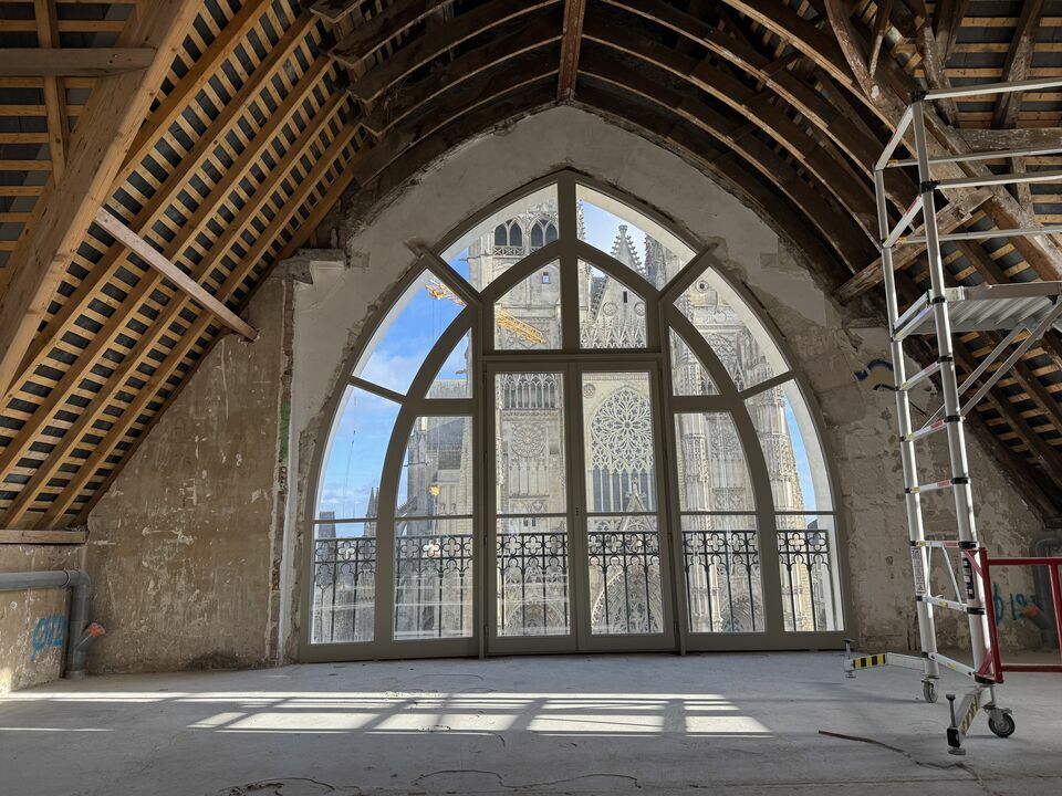 ARTHUR LOYD TOURS LOCATION-BUREAUX-TOURS-37