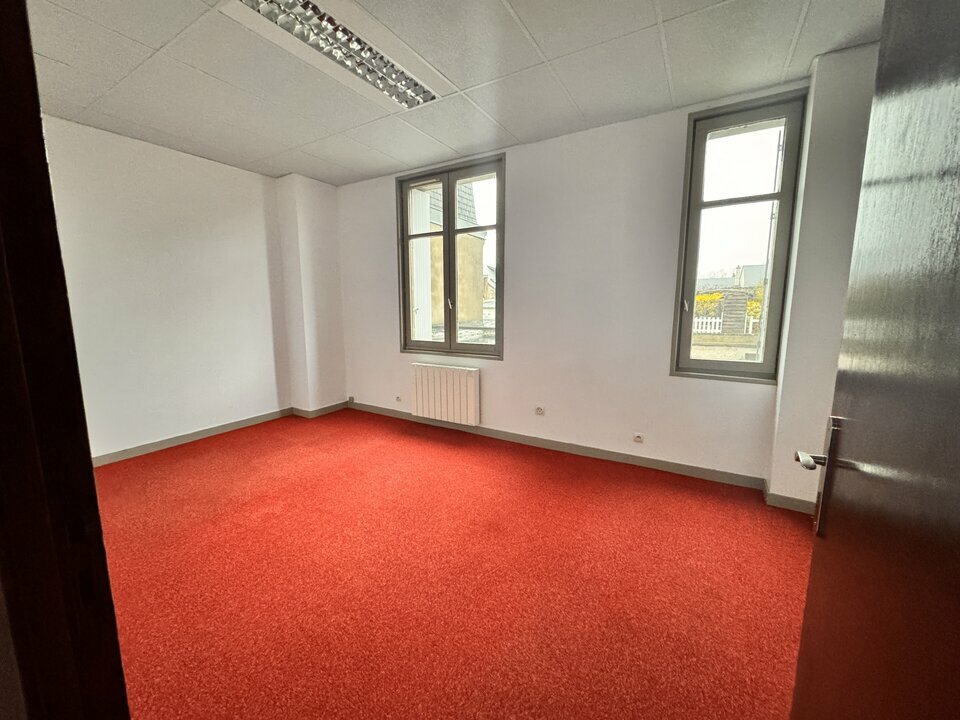 ARTHUR LOYD TOURS LOCATION-BUREAUX-TOURS-37