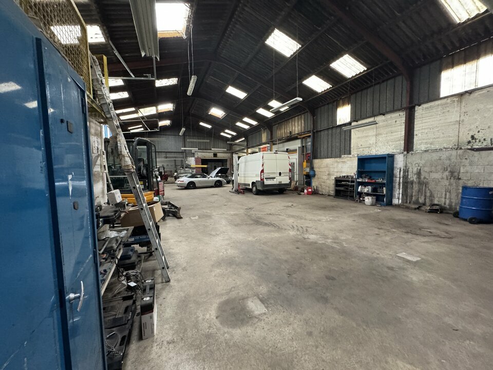 ARTHUR LOYD TOURS LOCATION-LOCAL D'ACTIVITE-JOUE_LES_TOURS-37
