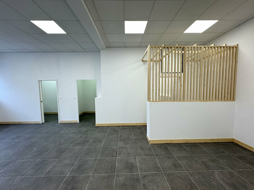 ARTHUR LOYD TOURS LOCATION-BUREAUX-TOURS-37